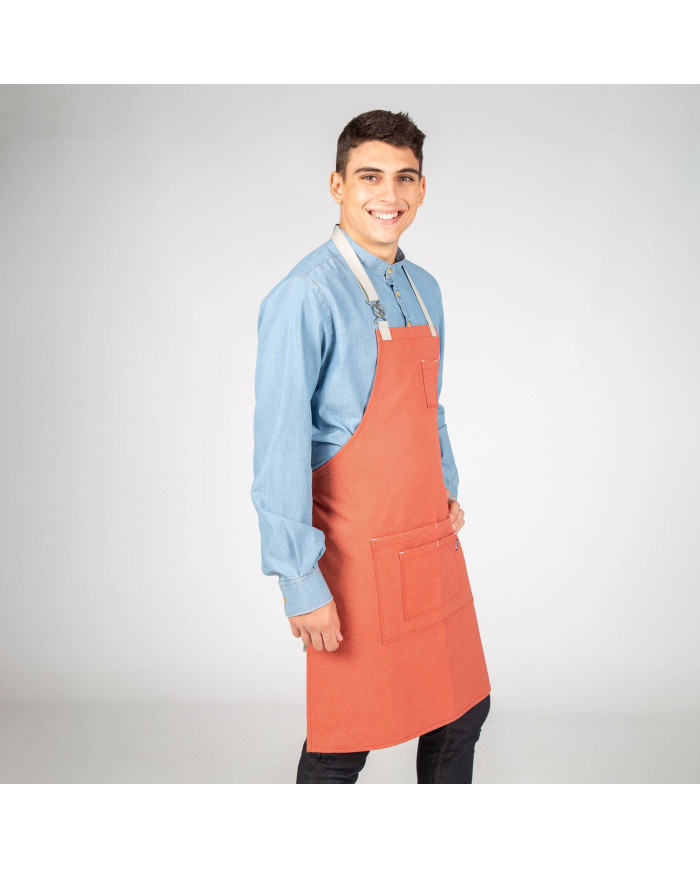 DELANTAL CON PETO HEBILLA ENLAZADA 80X68 CM GARYS