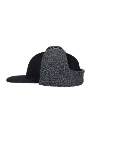 9082 GORRA CON OREJERAS NEW WAVE